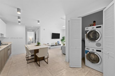 Copropriété à vendre à Miami, Floride: 2 chambres № 2088980 - photo 5