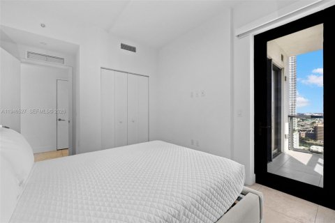 Copropriété à vendre à Miami, Floride: 2 chambres № 2088980 - photo 12