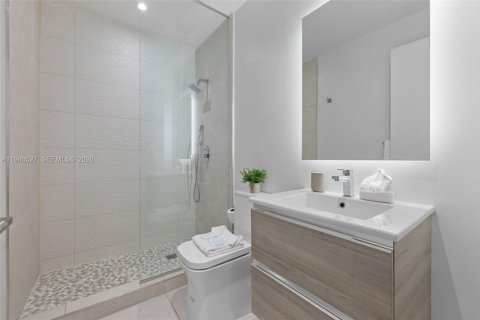 Copropriété à vendre à Miami, Floride: 2 chambres № 2088980 - photo 18