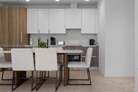Copropriété à vendre à Miami, Floride: 2 chambres № 2088980 - photo 30