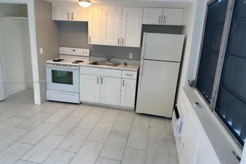 Appartement à louer à Miami, Floride: 41.81 m2 № 2154443 - photo 4