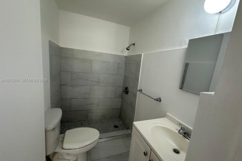 Appartement à louer à Miami, Floride: 41.81 m2 № 2154443 - photo 7