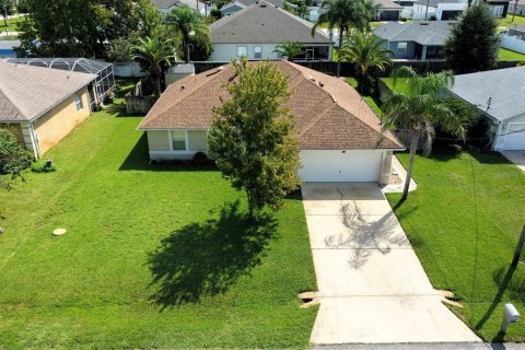 House in Palm Coast, Florida 3 bedrooms, 181.81 sq.m. № 2390770