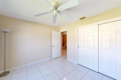 House in Palm Coast, Florida 3 bedrooms, 181.81 sq.m. № 2390770 - photo 23