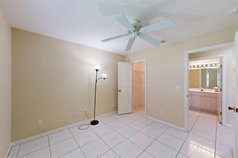 House in Palm Coast, Florida 3 bedrooms, 181.81 sq.m. № 2390770 - photo 27