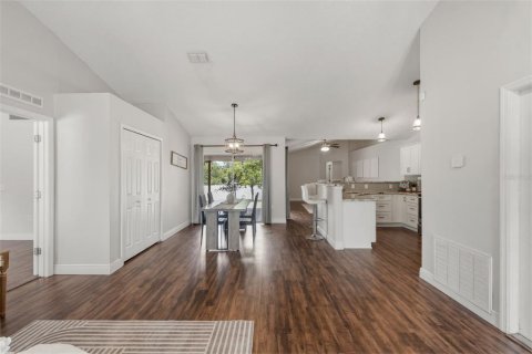Villa ou maison à vendre à Spring Hill, Floride: 4 chambres, 160.54 m2 № 2138541 - photo 8