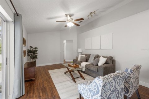 Villa ou maison à vendre à Spring Hill, Floride: 4 chambres, 160.54 m2 № 2138541 - photo 11