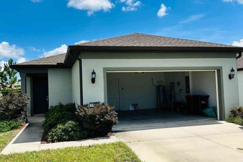 House in Ocala, Florida 3 bedrooms, 117.06 sq.m. № 2228347 - photo 3