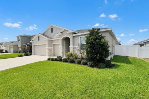 House in Ocala, Florida 4 bedrooms, 264.12 sq.m. № 2318998