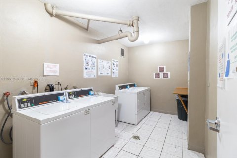 Снять в аренду кондоминиум в Майами-Бич, Флорида 2 спальни, 112.13м2, № 2023374 - фото 28