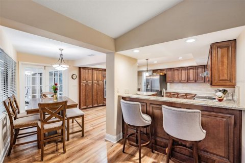 House in Palm Harbor, Florida 4 bedrooms, 336.03 sq.m. № 1910186 - photo 16