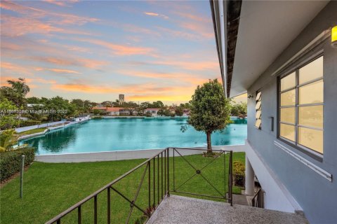 Casa en alquiler en Miami Shores, Florida, 3 dormitorios, 135.82 m2 № 1944046 - foto 5