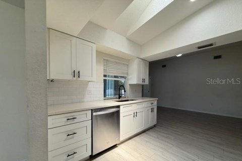 Купить виллу или дом в Порт-Шарлотт, Флорида 3 комнаты, 179.21м2, № 2236946 - фото 12
