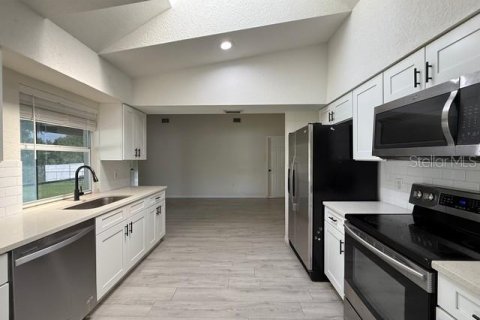 Купить виллу или дом в Порт-Шарлотт, Флорида 3 комнаты, 179.21м2, № 2236946 - фото 13