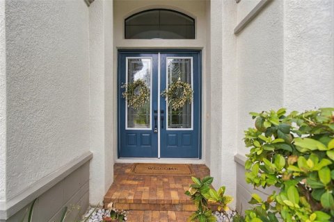 House in Brandon, Florida 4 bedrooms, 238.94 sq.m. № 2406677 - photo 5