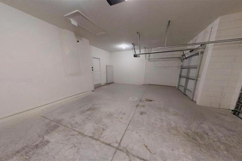 Casa en venta en Kissimmee, Florida, 4 dormitorios, 264.96 m2 № 2231188 - foto 12