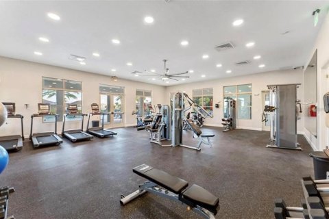 Casa en venta en Kissimmee, Florida, 4 dormitorios, 264.96 m2 № 2231188 - foto 8