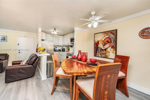 Купить кондоминиум в Хайалиа, Флорида 2 спальни, 80.82м2, № 2051874 - фото 10