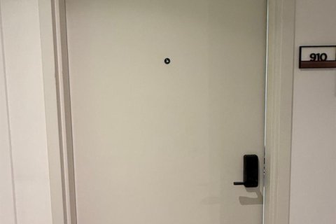 Copropriété à vendre à Miami, Floride: 1 chambre, 61.13 m2 № 2146539 - photo 4