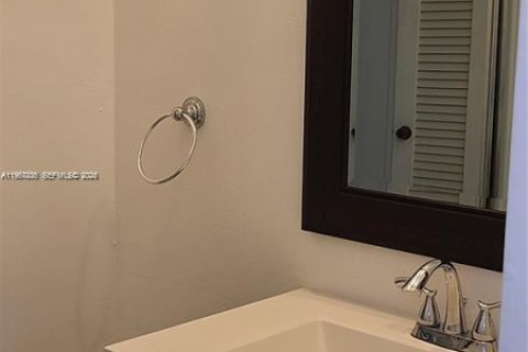 Apartment in Miami, Florida 1 bedroom, 88.63 sq.m. № 2081377 - photo 12