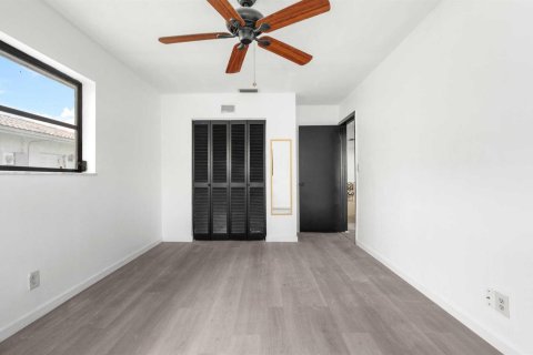 Villa ou maison à vendre à Coral Springs, Floride: 4 chambres, 188.96 m2 № 2245754 - photo 26