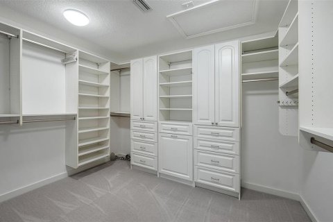 House in Sarasota, Florida 3 bedrooms, 255.95 sq.m. № 2155832 - photo 30