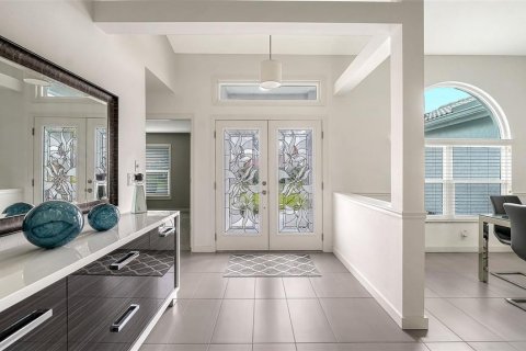 House in Sarasota, Florida 3 bedrooms, 255.95 sq.m. № 2155832 - photo 4