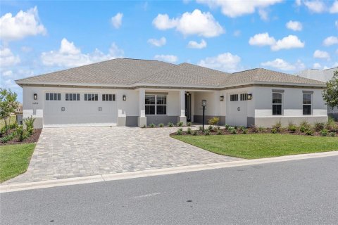 House in Ocala, Florida 3 bedrooms, 220.46 sq.m. № 2230575