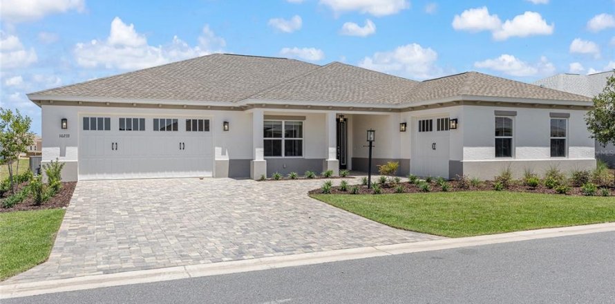 Villa ou maison à Ocala, Floride 3 chambres, 220.46 m2 № 2230575