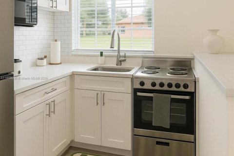 Duplex in Miami, Florida 1 bedroom № 1944935 - photo 3