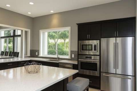 Condo in Hollywood, Florida, 2 bedrooms № 2246610 - photo 21