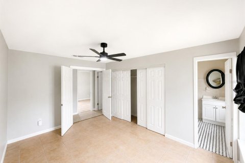 Casa en venta en Kissimmee, Florida, 3 dormitorios, 113.15 m2 № 2237324 - foto 12