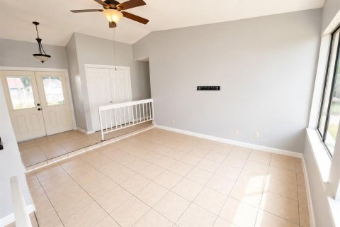 Casa en venta en Kissimmee, Florida, 3 dormitorios, 113.15 m2 № 2237324 - foto 8