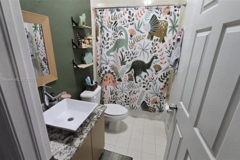 Купить таунхаус в Хомстед, Флорида 3 спальни, 146.04м2, № 1746069 - фото 8