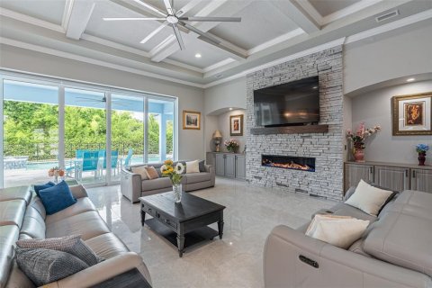 House in Ormond Beach, Florida 5 bedrooms, 506.69 sq.m. № 2108763 - photo 9