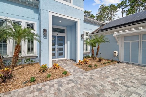 House in Ormond Beach, Florida 5 bedrooms, 506.69 sq.m. № 2108763 - photo 3
