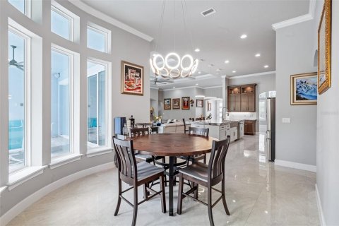 House in Ormond Beach, Florida 5 bedrooms, 506.69 sq.m. № 2108763 - photo 27