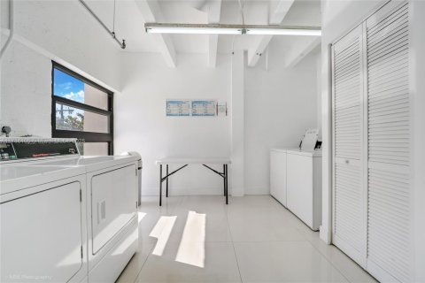 Condo in Key Biscayne, Florida, 2 bedrooms  № 1958097 - photo 16