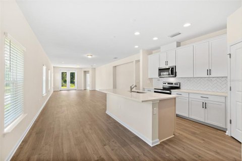 House in Palm Coast, Florida 3 bedrooms, 173.17 sq.m. № 1688372 - photo 9
