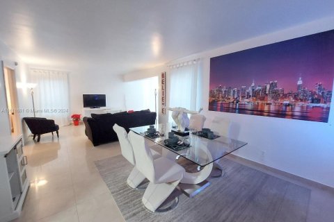 Appartement à louer à Miami Beach, Floride: 1 chambre, 64.75 m2 № 1960883 - photo 5