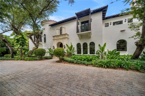 House in Miami, Florida 7 bedrooms, 622.63 sq.m. № 1878394 - photo 5