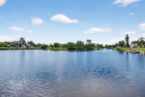 Villa ou maison à vendre à Port Charlotte, Floride: 3 chambres, 235.14 m2 № 1918292 - photo 5