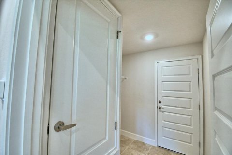 Casa en venta en Auburndale, Florida, 4 dormitorios, 216.46 m2 № 2215227 - foto 19