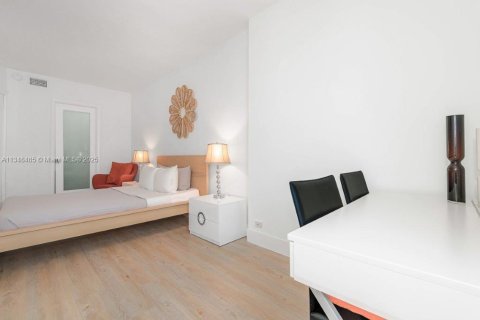 Copropriété à louer à Miami Beach, Floride: 1 chambre, 70.61 m2 № 339273 - photo 4