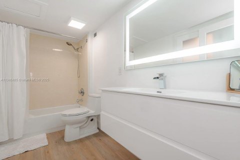 Copropriété à louer à Miami Beach, Floride: 1 chambre, 70.61 m2 № 339273 - photo 5