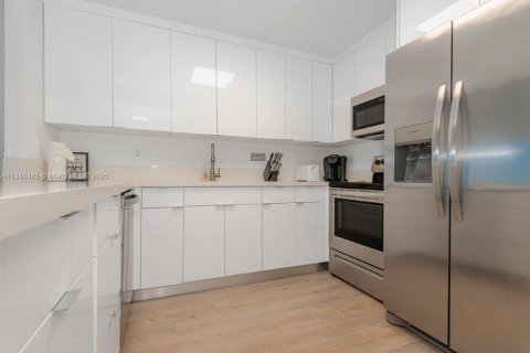 Copropriété à louer à Miami Beach, Floride: 1 chambre, 70.61 m2 № 339273 - photo 13
