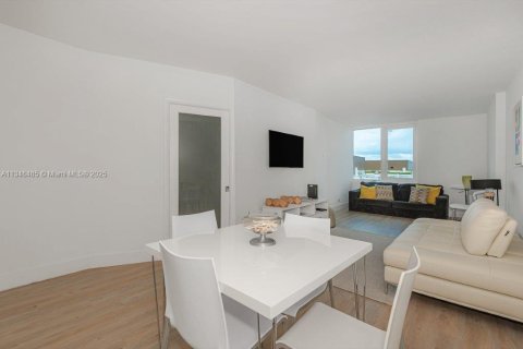 Copropriété à louer à Miami Beach, Floride: 1 chambre, 70.61 m2 № 339273 - photo 10