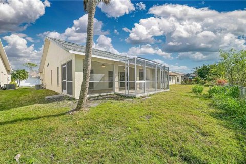 Villa ou maison à louer à North Fort Myers, Floride: 3 chambres, 146.88 m2 № 1746993 - photo 29