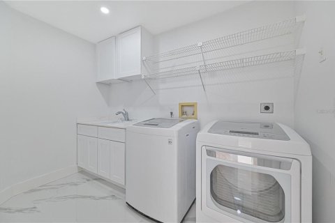 Villa ou maison à louer à North Fort Myers, Floride: 3 chambres, 146.88 m2 № 1746993 - photo 27