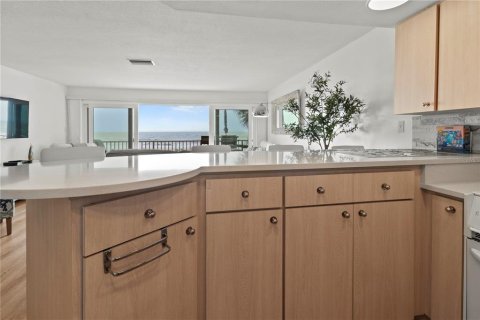 Condo in Longboat Key, Florida, 1 bedroom  № 1532748 - photo 23